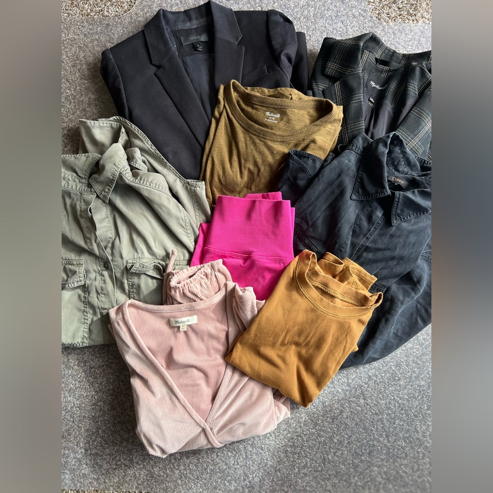 Business Casual Women’s Medium Multicoloured bundle of clothes